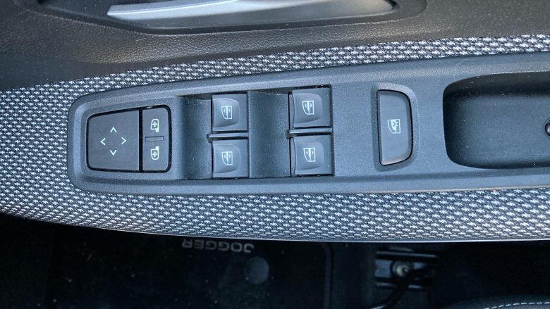 Dacia Jogger 1.0 TCe Extreme SE 5dr Petrol Estate